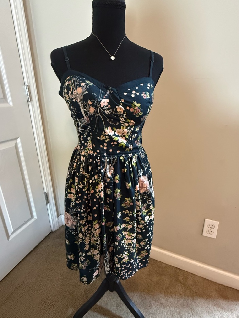 Floral Sweetheart Neckline Midi Dress - Black with Pink Floral